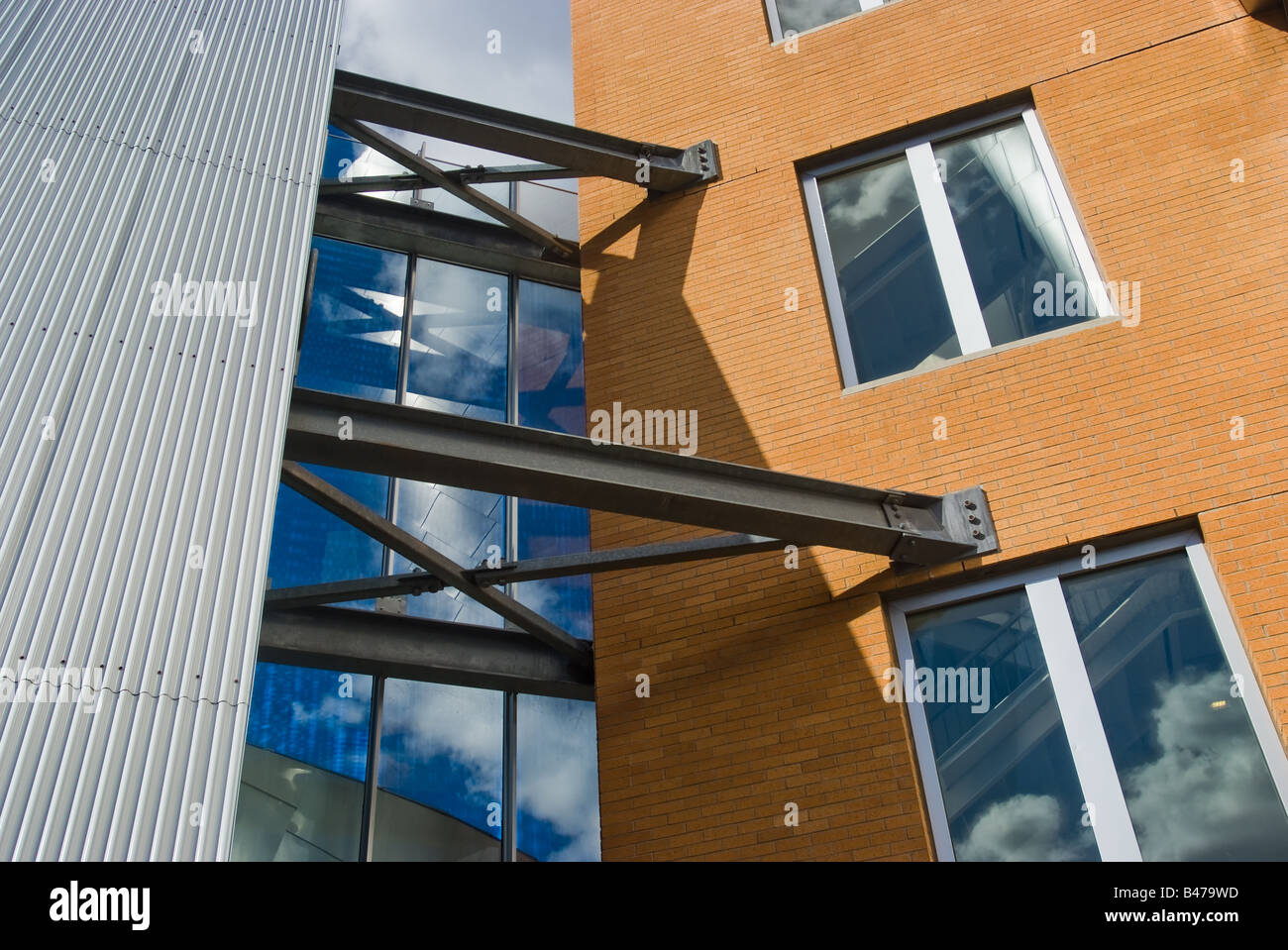 Detailansicht des Stata Center auf dem Campus des Massachusetts Institute of Technology in Cambridge MA 9 15 08 gesehen Stockfoto