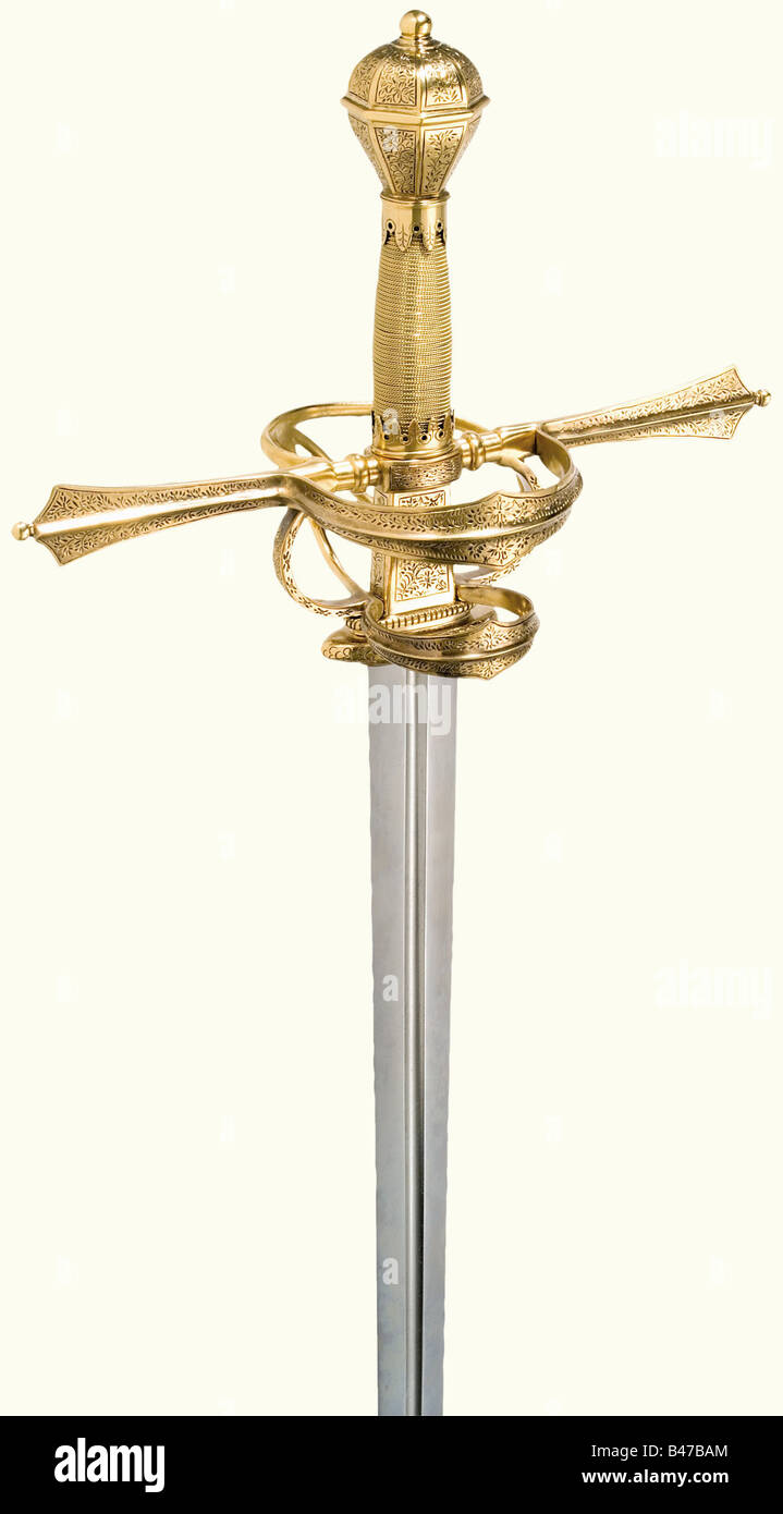Ein Kavallerienschwert mit vergoldetem Hilt, Sachsen im Stil von 1590 EINE zweischneidige Klinge mit fullern auf beiden Seiten und einem abgeflachten Mittelrücken. Auf der obversischen Seite befindet sich eine Aufschrift, "A.M.M.I." über dem Fuller. Komplett eingeprägter vergoldeter Eisenkucklebow mit überdachtem Ricasso, facettierter birnenförmigem Knauf und Drahtgewickeltem Griffdeckel. Länge 115 cm. Wunderschöne, handgefertigte Reproduktion: Historisches, historisches, 16. Jahrhundert, Schwert, Schwerter, Waffen, Waffen, Waffe, Arm, Kampfgerät, Militär, Militaria, Objekt, Objekte, Fotos, Clipping, Clipp, Stockfoto