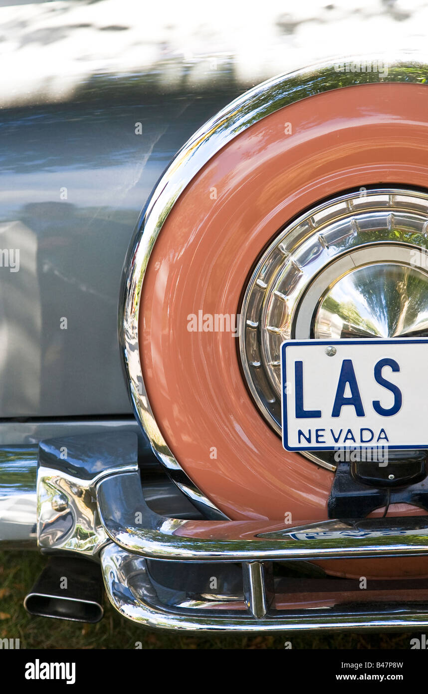 Die Back-End eines amerikanischen Autos aus den 1950er Jahren zeigen eine Las Vegas Nevada-Registrierung Stockfoto