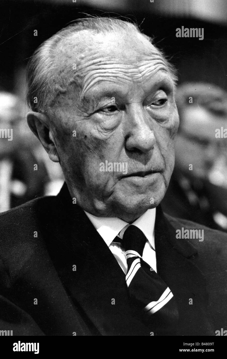 Adenauer, Konrad, 5.1.1876 - 19.4.1967, deutscher Politiker (CDU), Kanzler 1949 - 1963, Porträt, Wirtschaftstag, Düsseldorf, 8.7.1965 - 9.7.1965, Stockfoto
