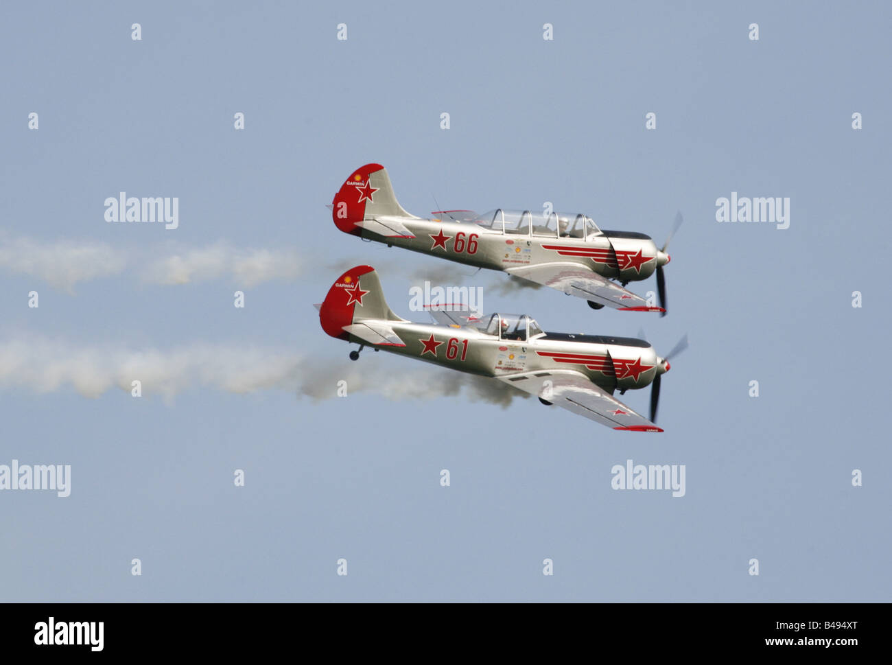 Super Yakovlev Yak 52 und Yak 50 Shuttleworth Collection alt Warden Bedfordshire Stockfoto