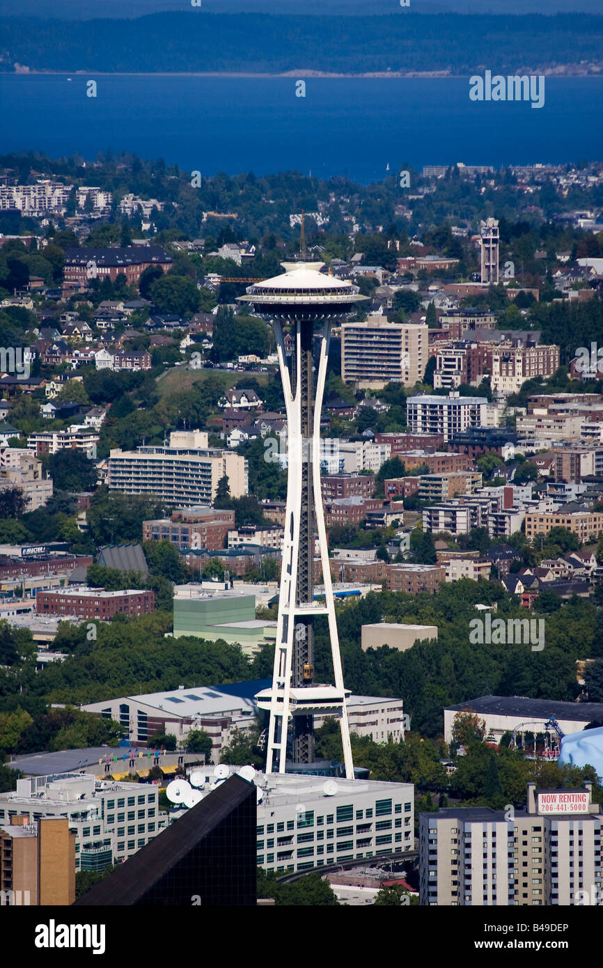 Die Space Needle aus der Bank von Amerika Buidling in Seattle, Washington USA an klaren Tag. Stockfoto