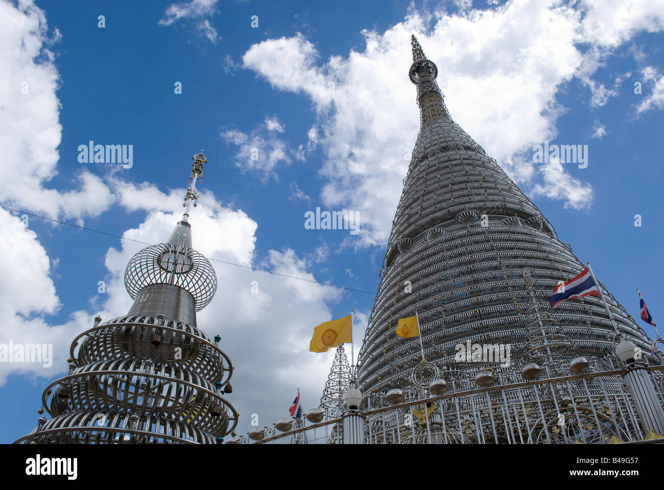 Buddha-Pagode-Stupa-Chedi-Himmel Stockfoto