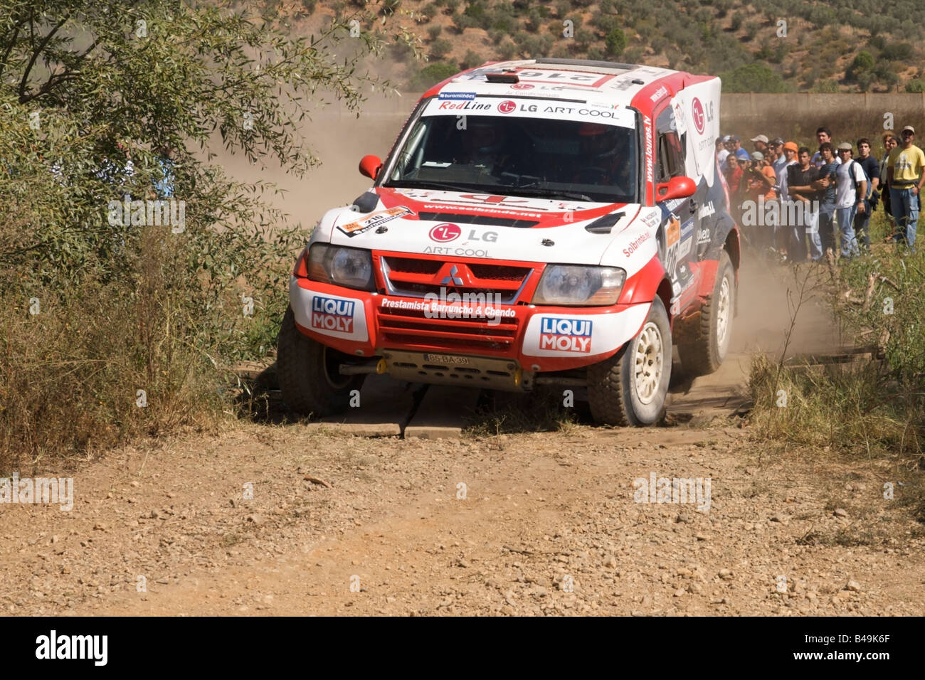 Pax-Rallye - Lisboa-Portimão - Dakar-Serie - Auto 216 - Team - Redline, Nuno Inocêncio und Sérgio Cosme Stockfoto