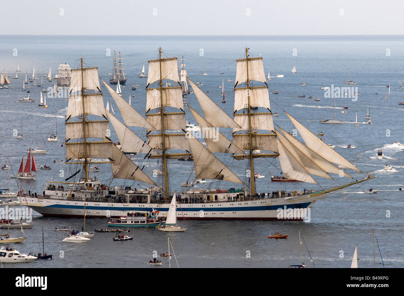 Russisches Schiff Mir. "Funchal 500 tall Schiffe Regatta". Cornwall. UK Stockfoto