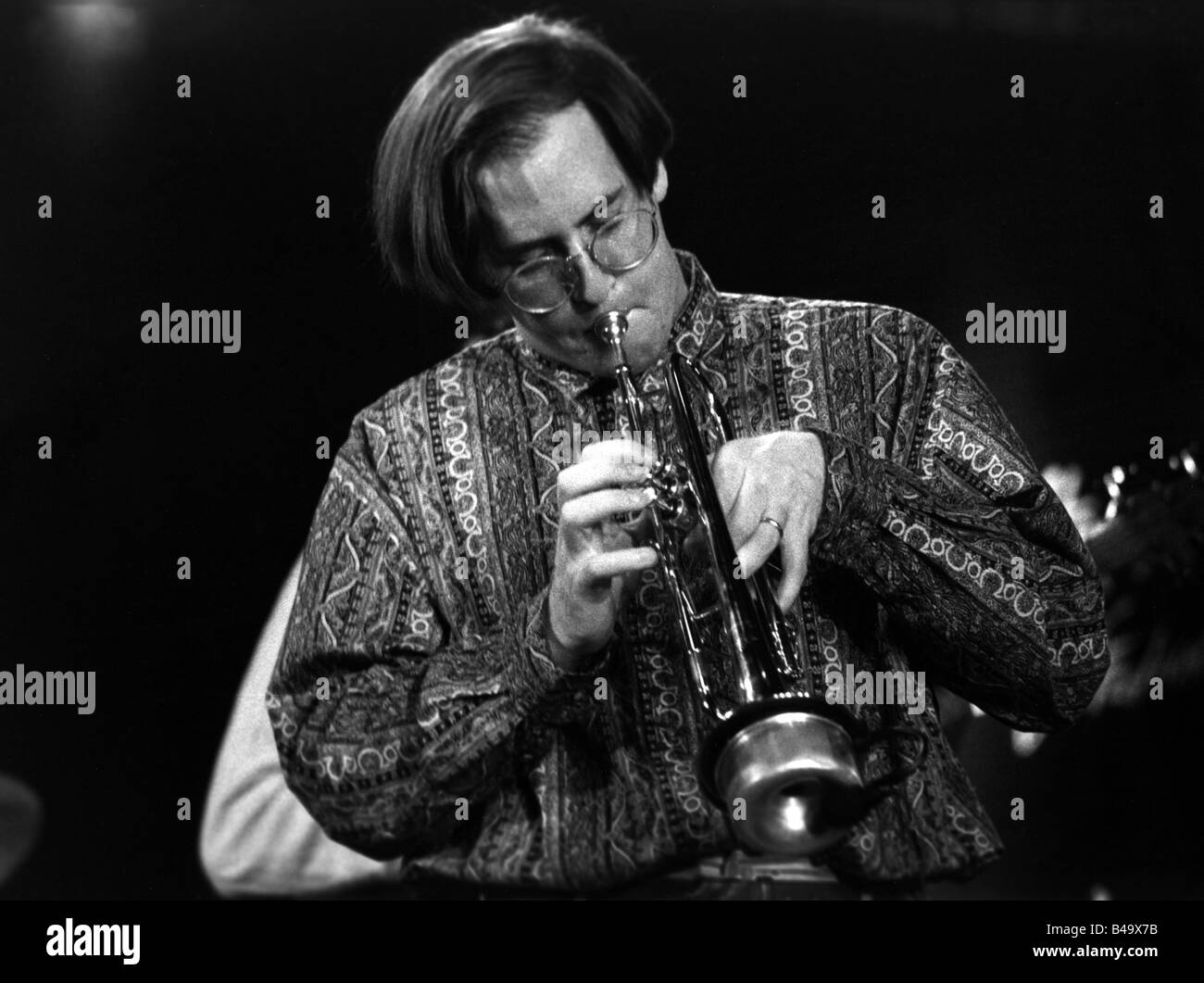 Beal, Jeff, * 1963, Musiker (Jazz), halbe Länge, Trompete spielen, Live-Performance, Montreux Jazz Festival, Juli 1992, Stockfoto