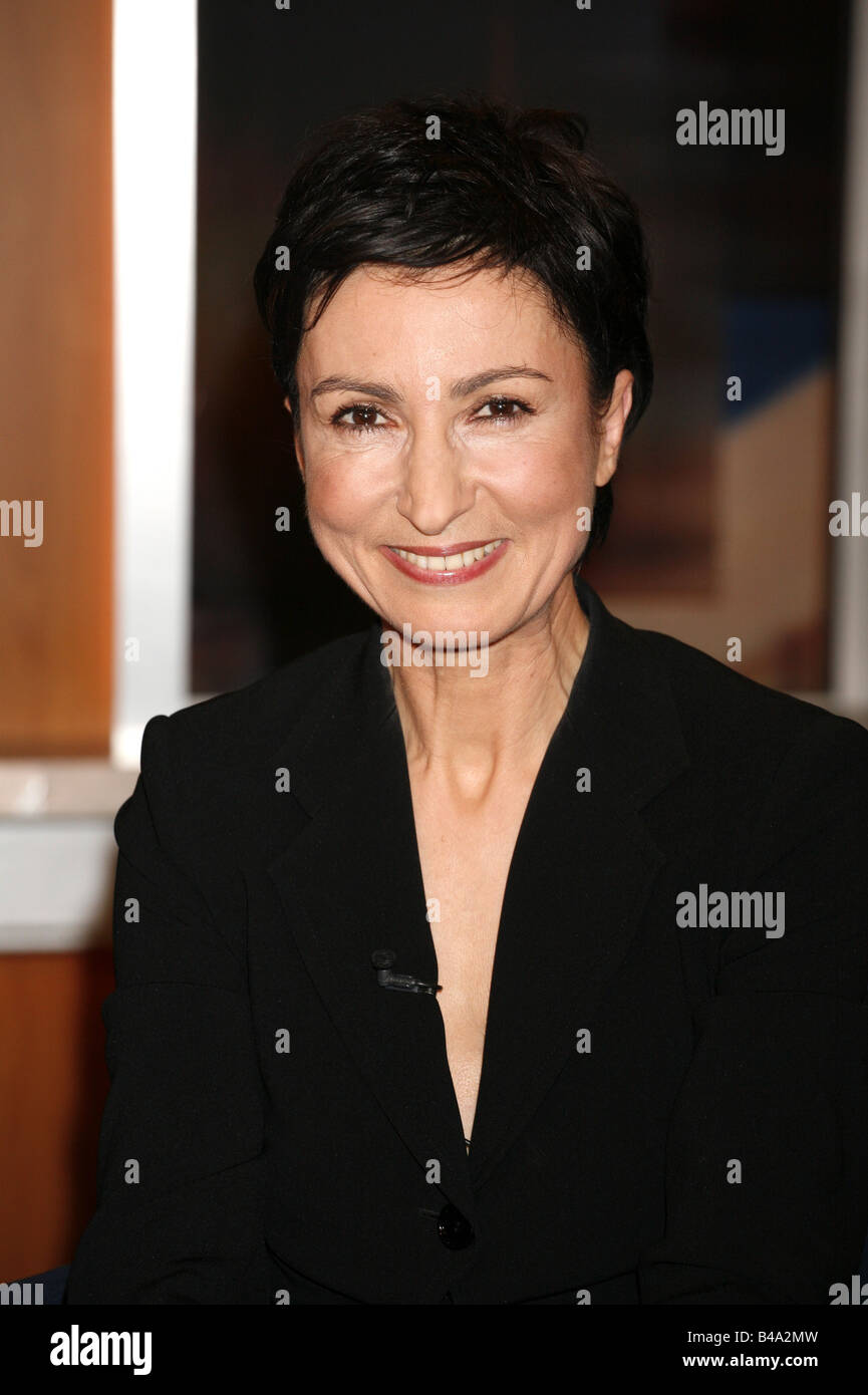 Demirkan, Renan, * 12.6.1955, deutschtürkische Schauspielerin, Porträt, Gast in der TV-Show "Johannes B. Kerner", Hamburg, 12.9.2006, Stockfoto