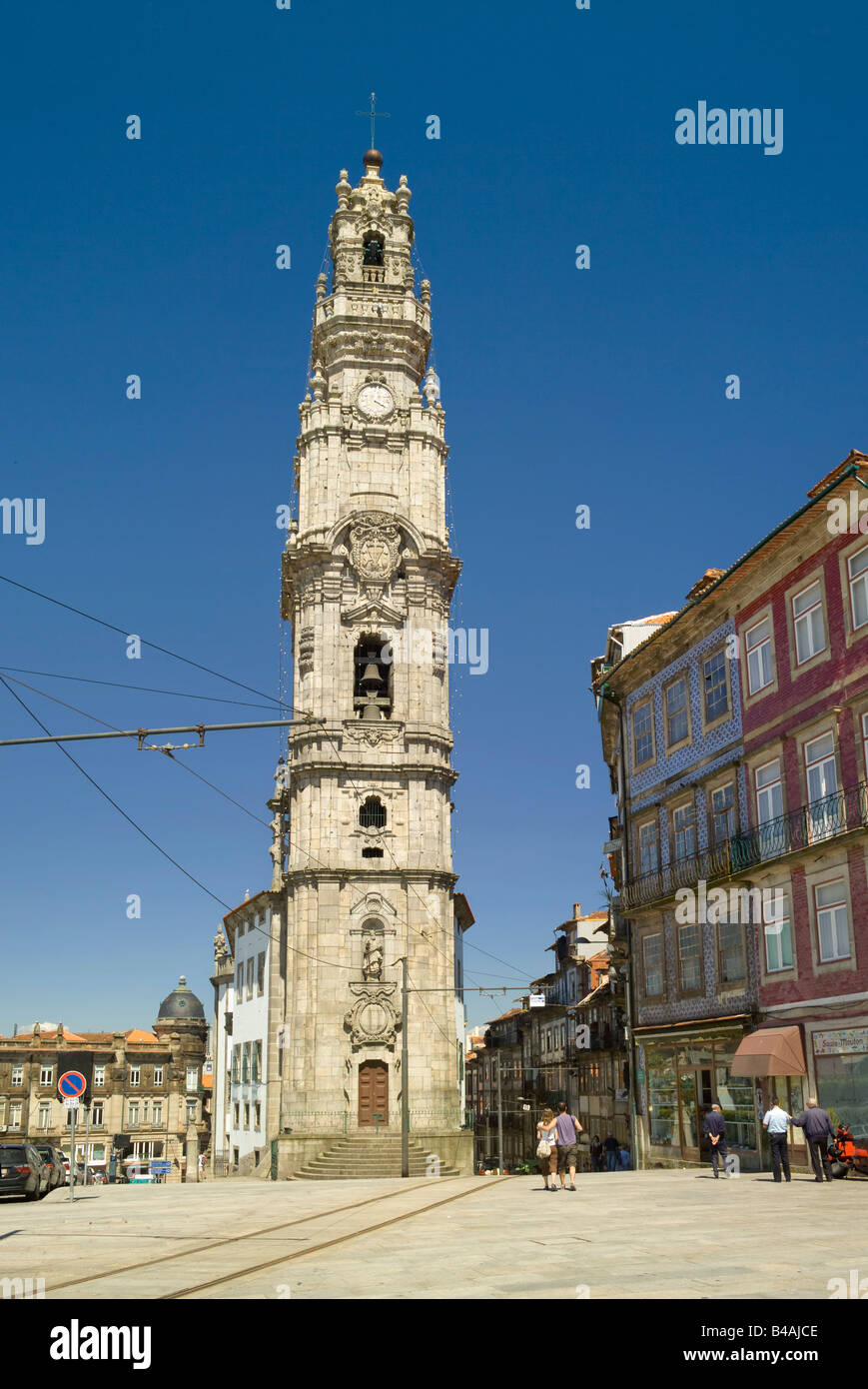 Portugal, Porto, Oporto, Torre Dos Clerigos Turm aus dem 18. Jahrhundert Stockfoto