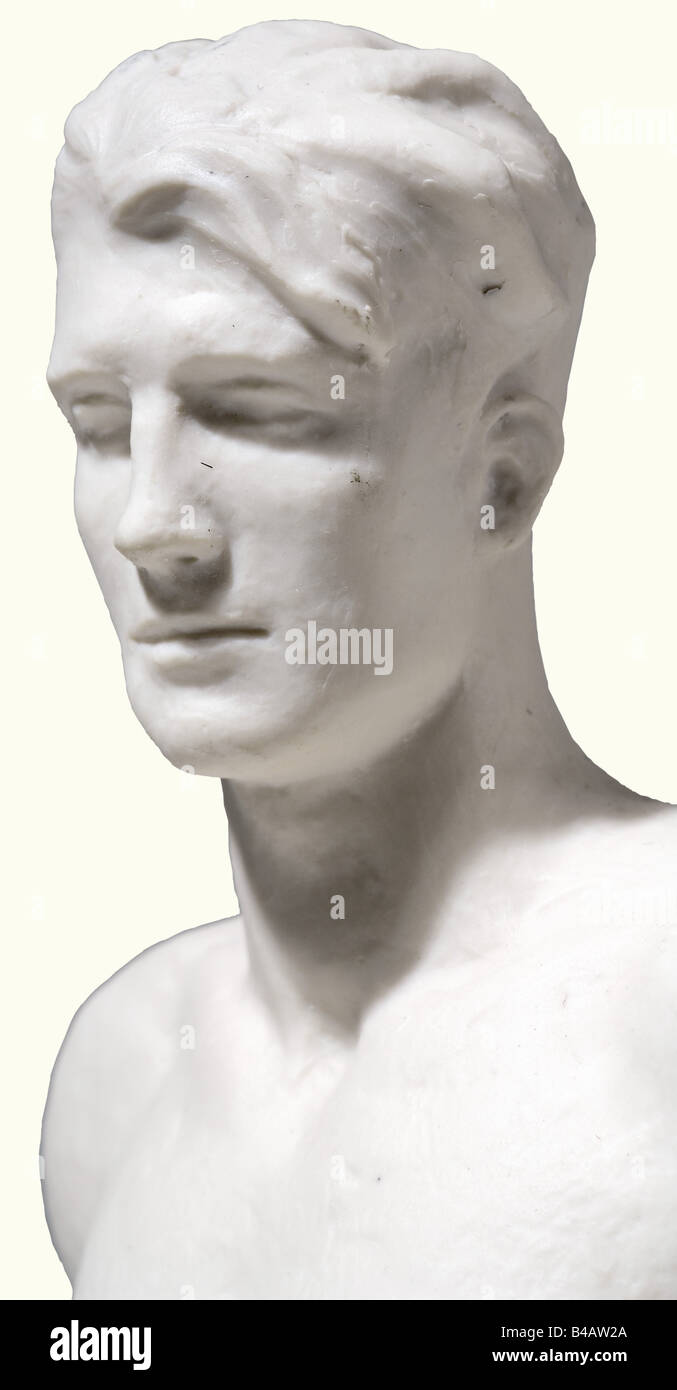 Die fechter., Weiß Biskuit Porzellan Figur. Auf der Grundplatte der versenkten Artist's Signatur "O. Obermaier', auf der Unterseite der pressmark'S S'ohne Modellnummer. Höhe 32,5 cm. Sehr selten, unbeschädigte Abbildung. Aus dem Nachlass von Franz Nagy Senior und Junior. Vgl. die entsprechenden Objekte am 48. Hermann Historica der Auktion am 22. April 2005 angeboten wurde, viele 120 ff. Von der Nullserie. Die späteren Stücke tragen die Modell '83' und die Manufaktur in der Octagon." bildende Kunst, Menschen, 1930S, 1930S, 20. Jahrhundert, Objekt, Objekte, Additional-Rights - Clearance-Info - Not-Available Stockfoto