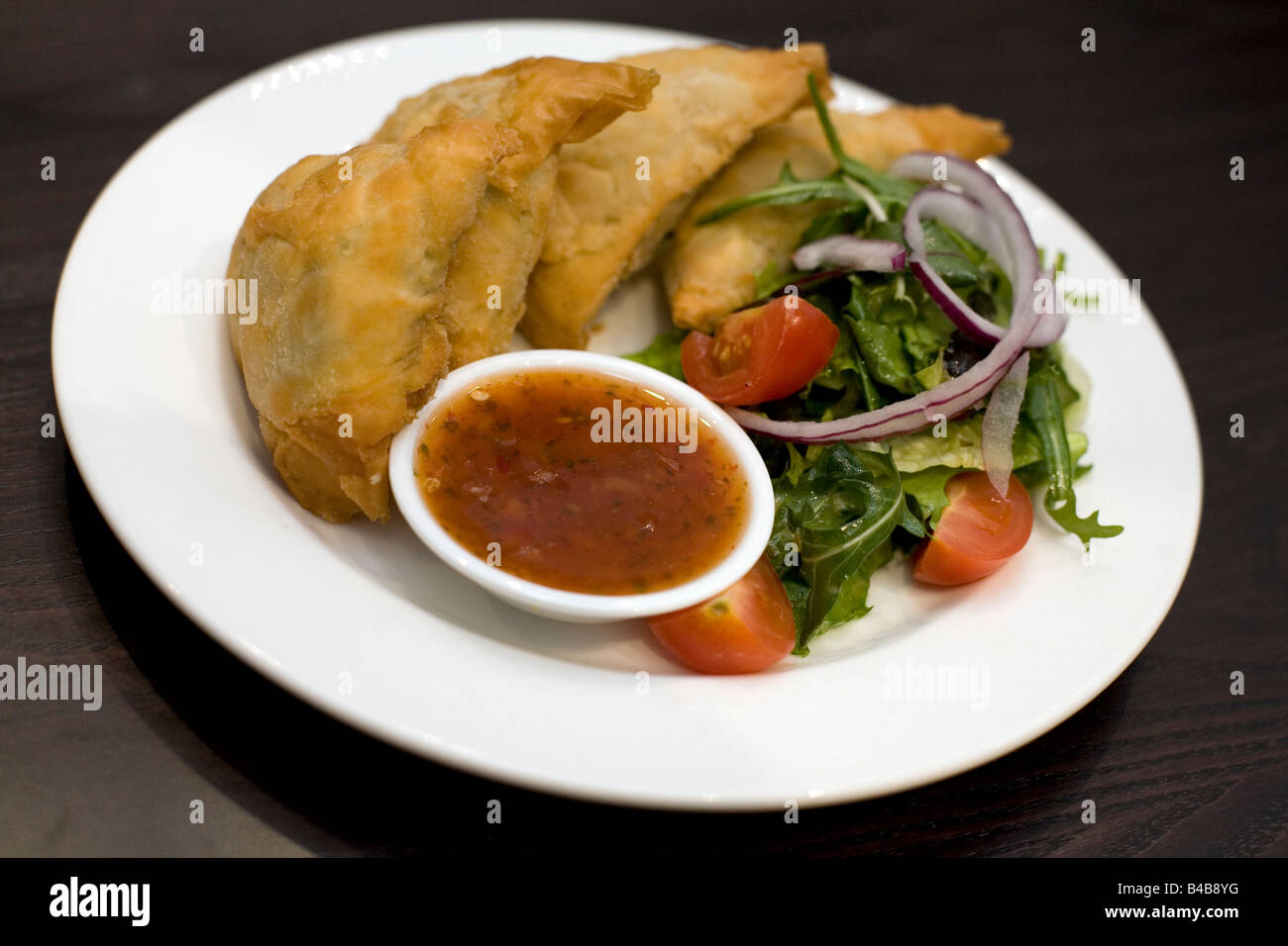 & Feta Spinat Blätterteig Pakete Stockfoto