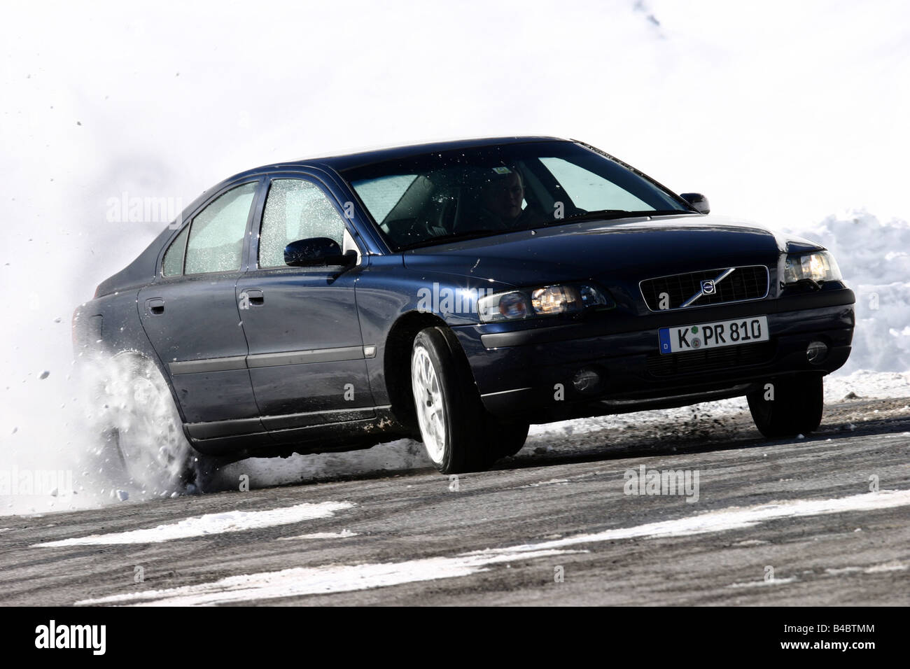4wd Volvo R60 Volvo s60 4wd -Fotos und -Bildmaterial in hoher Auflösung – Alamy