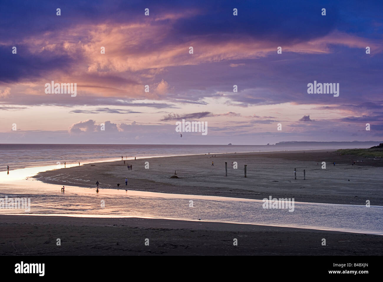 Sonnenuntergang über Ocean Pacific Beach Washington USA Stockfoto