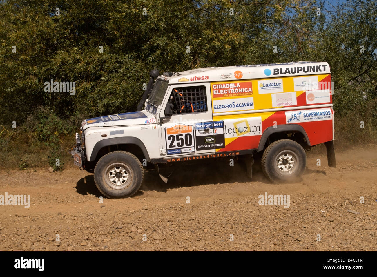 Pax-Rallye - Car Lisboa-Portimão - Dakar-Serie - 250-4 x 4 Rodas Team - Miguel Sousa und João Andrade Stockfoto