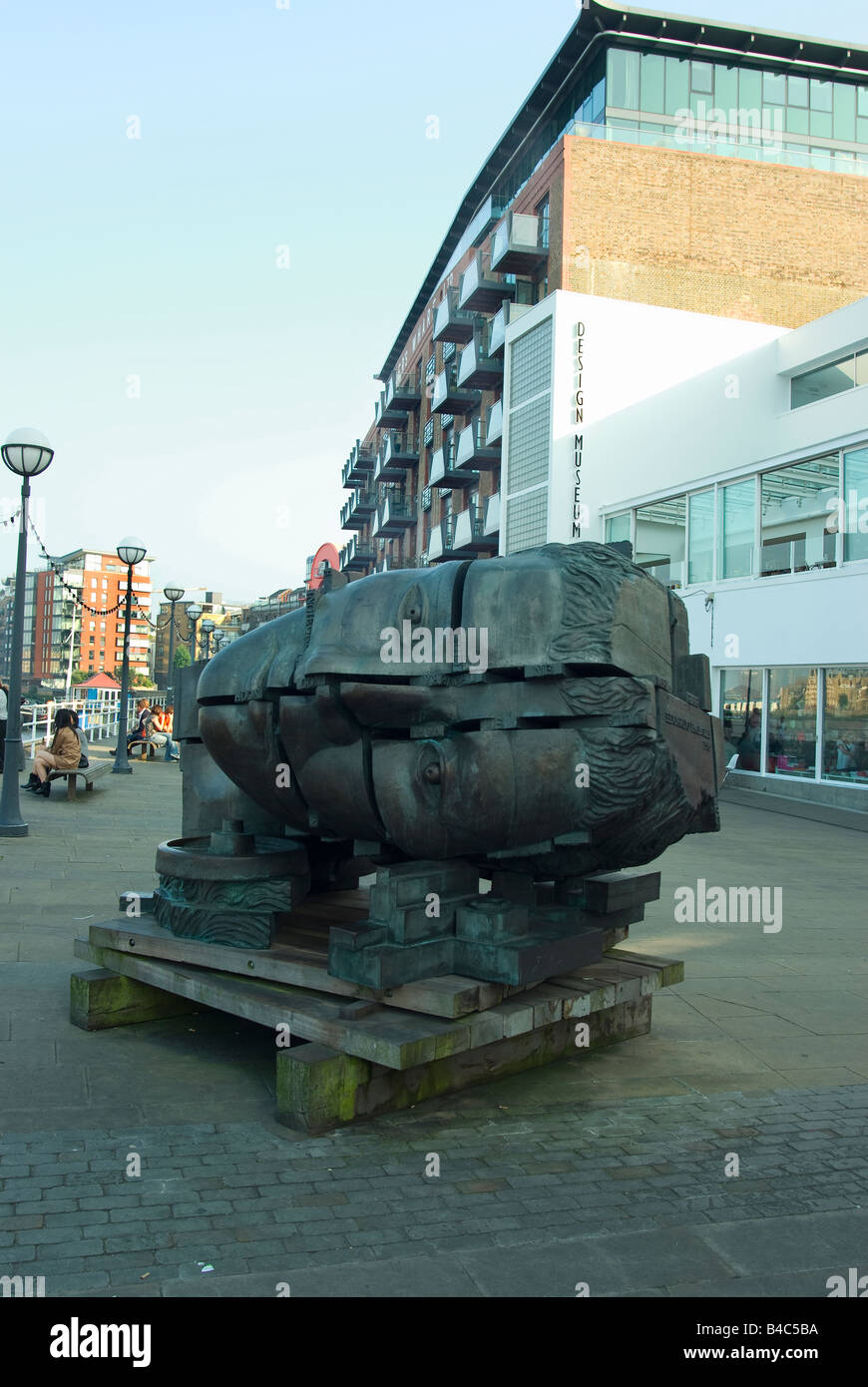 Eduardo Paolozzi Skulptur Design Museum London Stockfoto