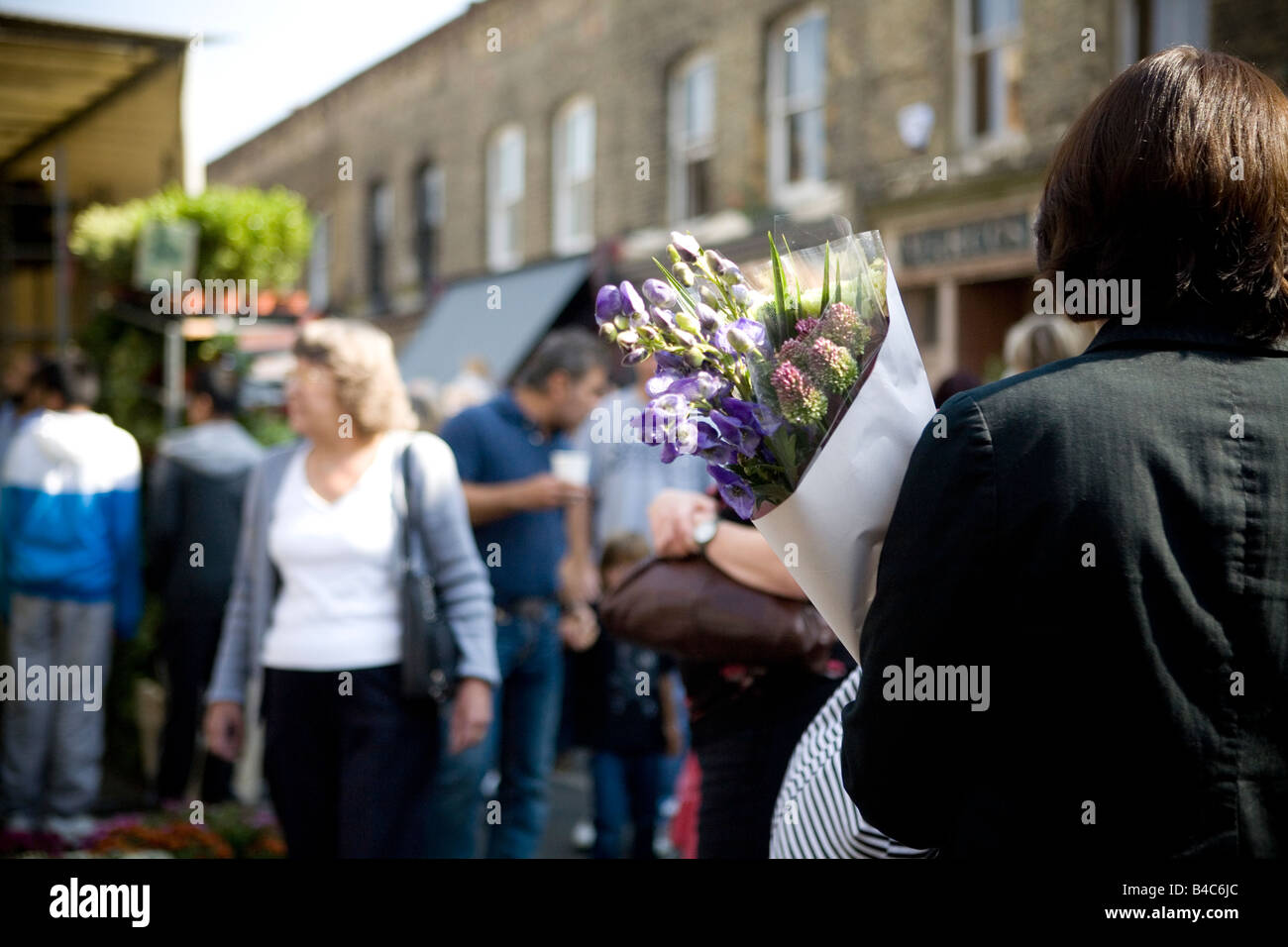 Kolumbien Straße Blumenmarkt an einem Sonntagmorgen, Bethnal Green, East London Stockfoto