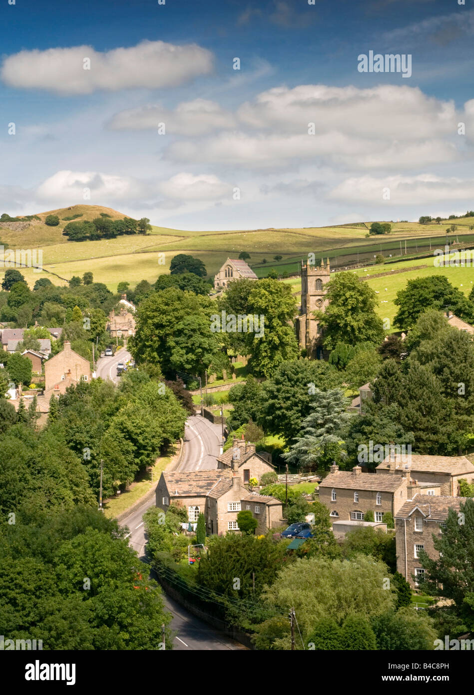 Das Dorf Rainow im Sommer, Peak District National Park, Cheshire, England, UK Stockfoto