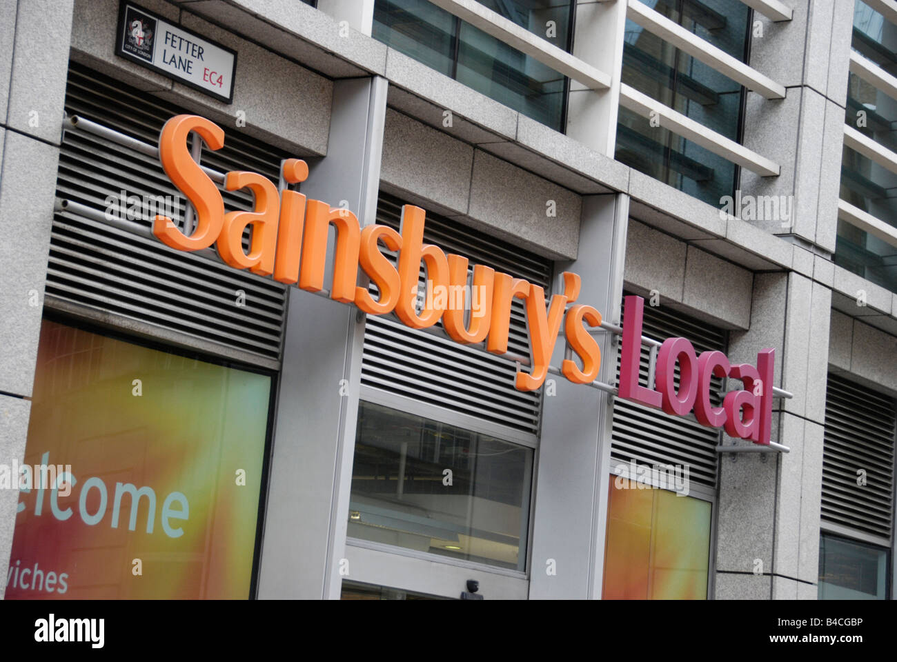 Sainsbury Supermarkt in Fetter Lane London England Stockfoto