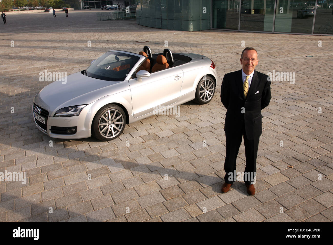 Audi-Designer Walter de Silva, stehend, Verteidigung in der Nähe von Audi TT Roadster, Modell Jahr 2007-Silber, Sstanding, diagonal von der Stockfoto
