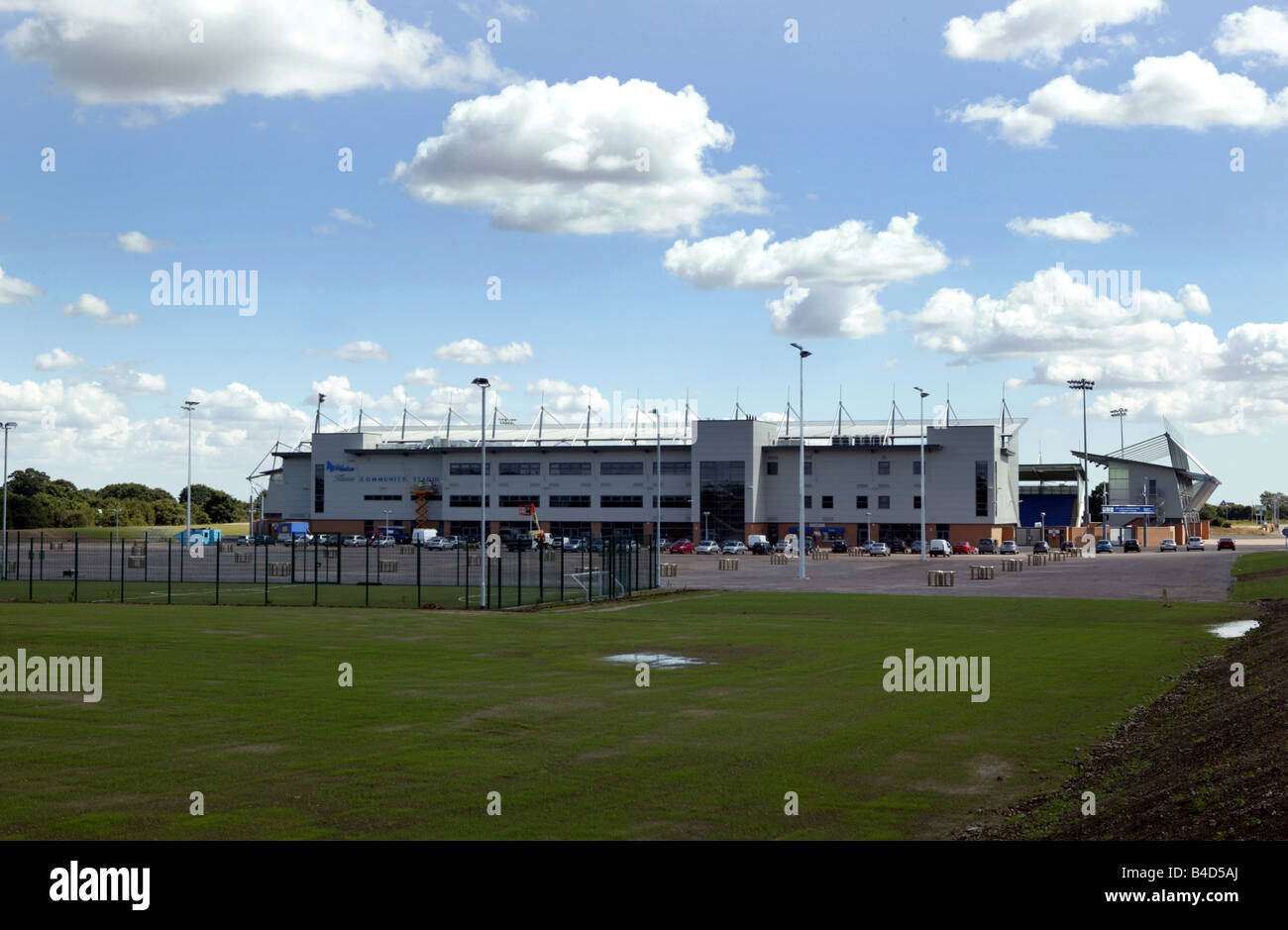 Das Watson Häuser Gemeinschaft Stadion die neue Heimat von Colchester united Fußballverein in Essex UK Stockfoto
