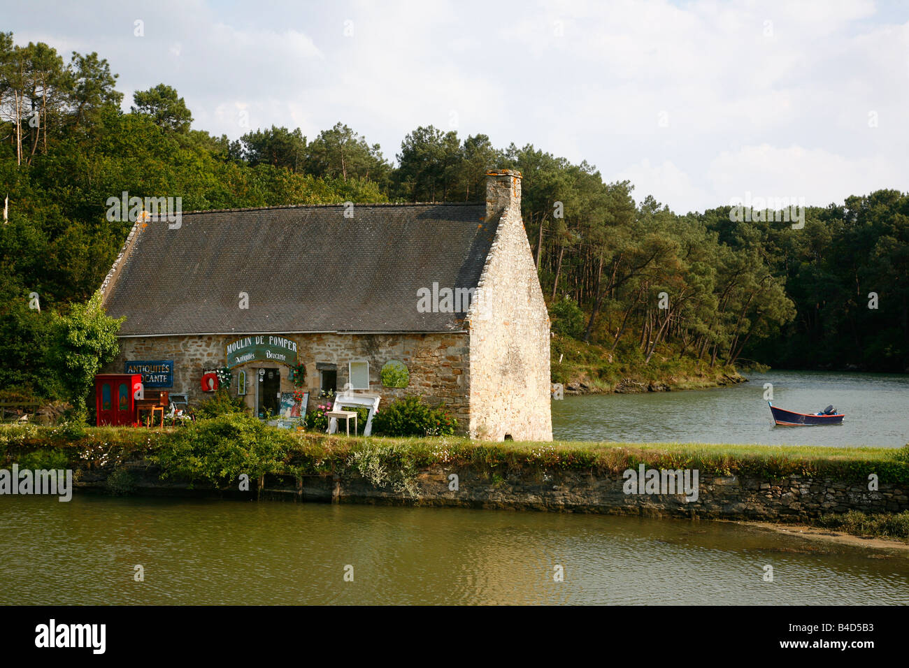 Juli 2008 - ein Haus in der Golf von Morbihan Brittany France Stockfoto