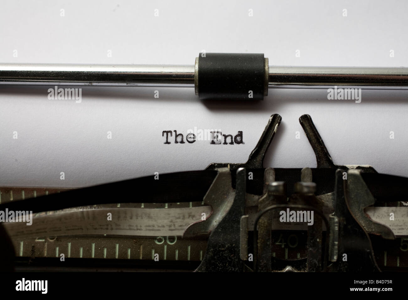 altmodische Schreibmaschine Detail The End Stockfoto