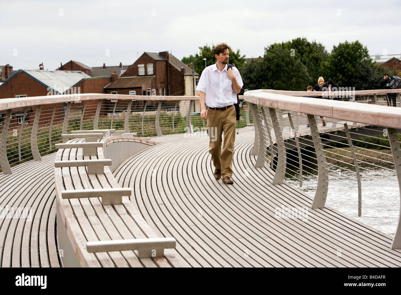 UK Yorkshire Castleford Grand Designs große Stadt Plan neue Fußgängerbrücke über den Fluss Aire Stockfoto