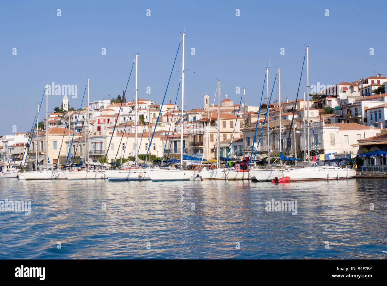 Bestandteil der Waterfront und Stadt Poros Insel Poros Ägäis griechische Inseln Griechenland Stockfoto