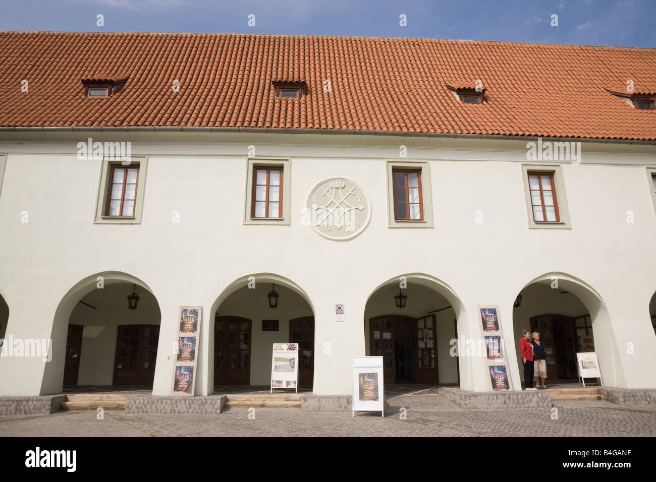Sibiu Siebenbürgen Rumänien Haus der Volkskunst in Piata Mica kleinen Platz im historischen Stadtzentrum Galerie Gebäude Stockfoto