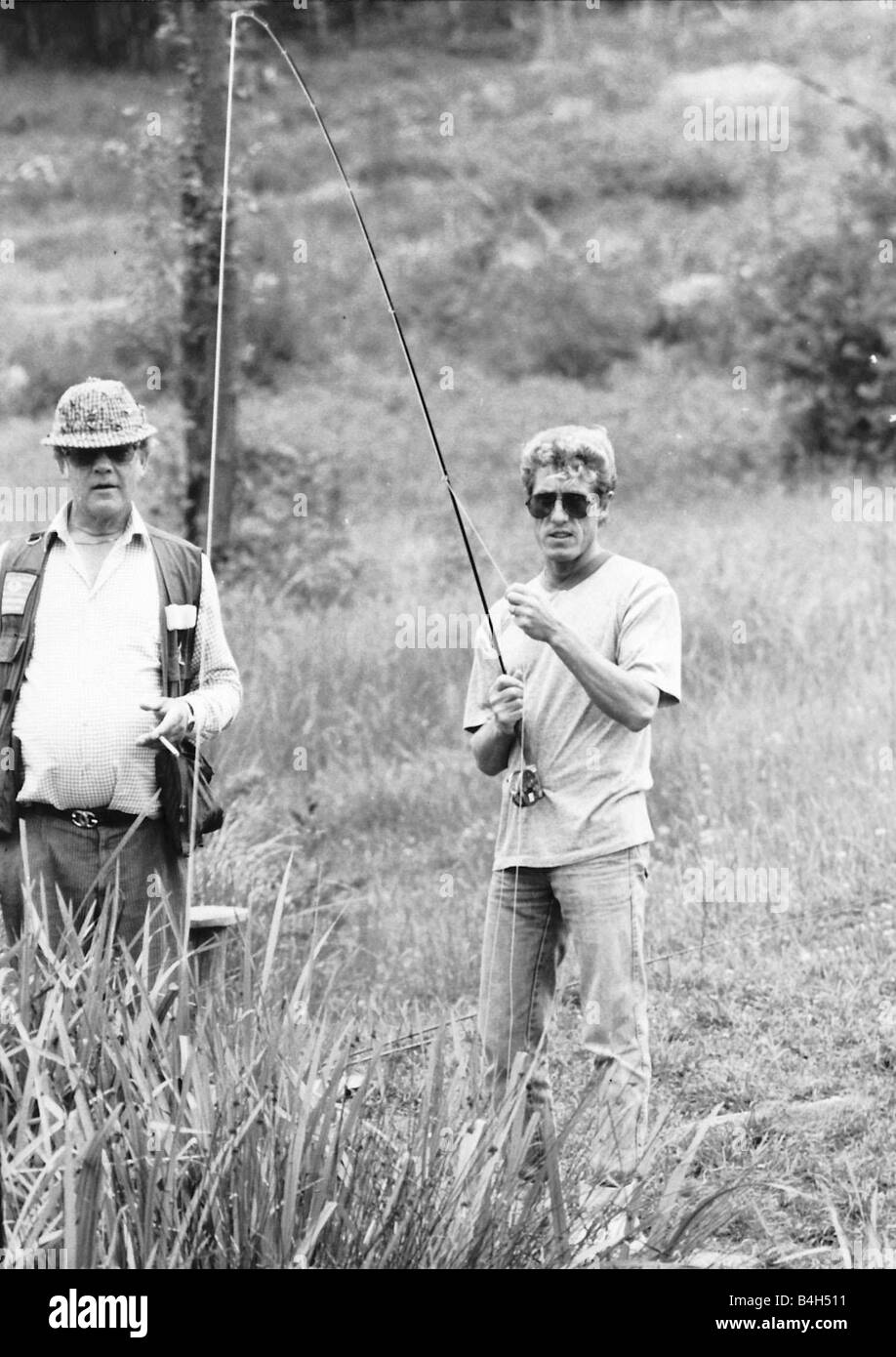 Roger Daltrey lead-Sänger von The Who Angeln mit Alan Pearson Weltrekordhalter Stockfoto