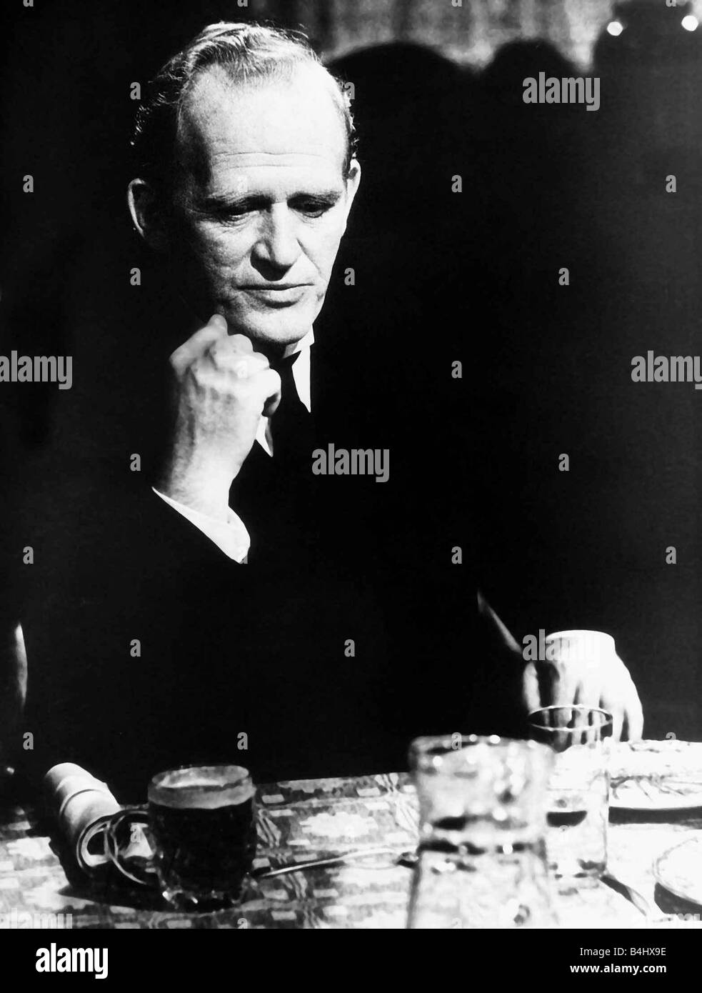 Gordon Jackson im TV-Programm nach oben unten 1974 Stockfoto