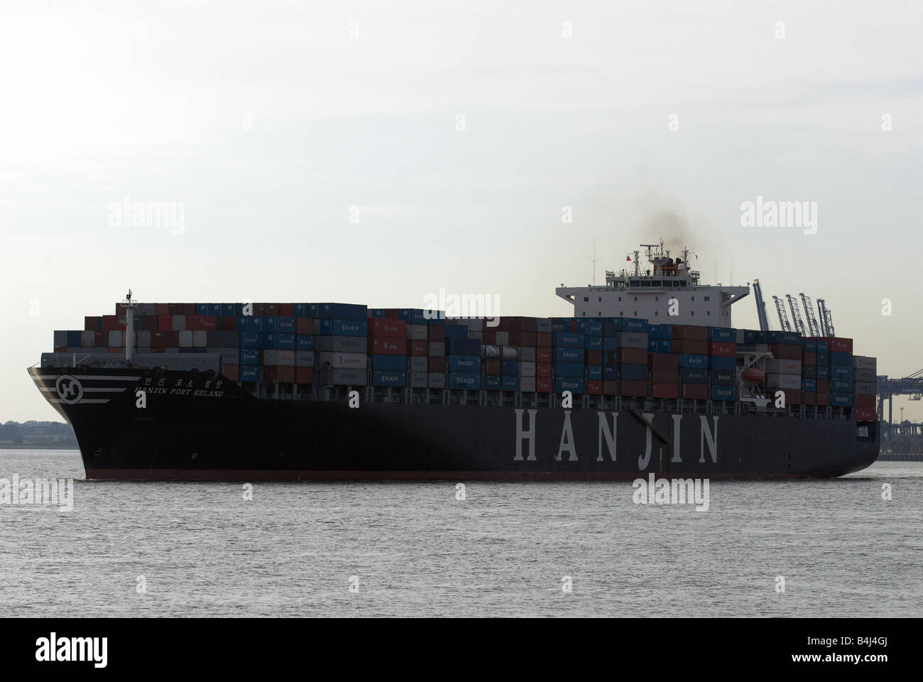 HANJIN Hangin Port Akelang Containerschiff, Hafen von Felixstowe, Suffolk, UK. Stockfoto