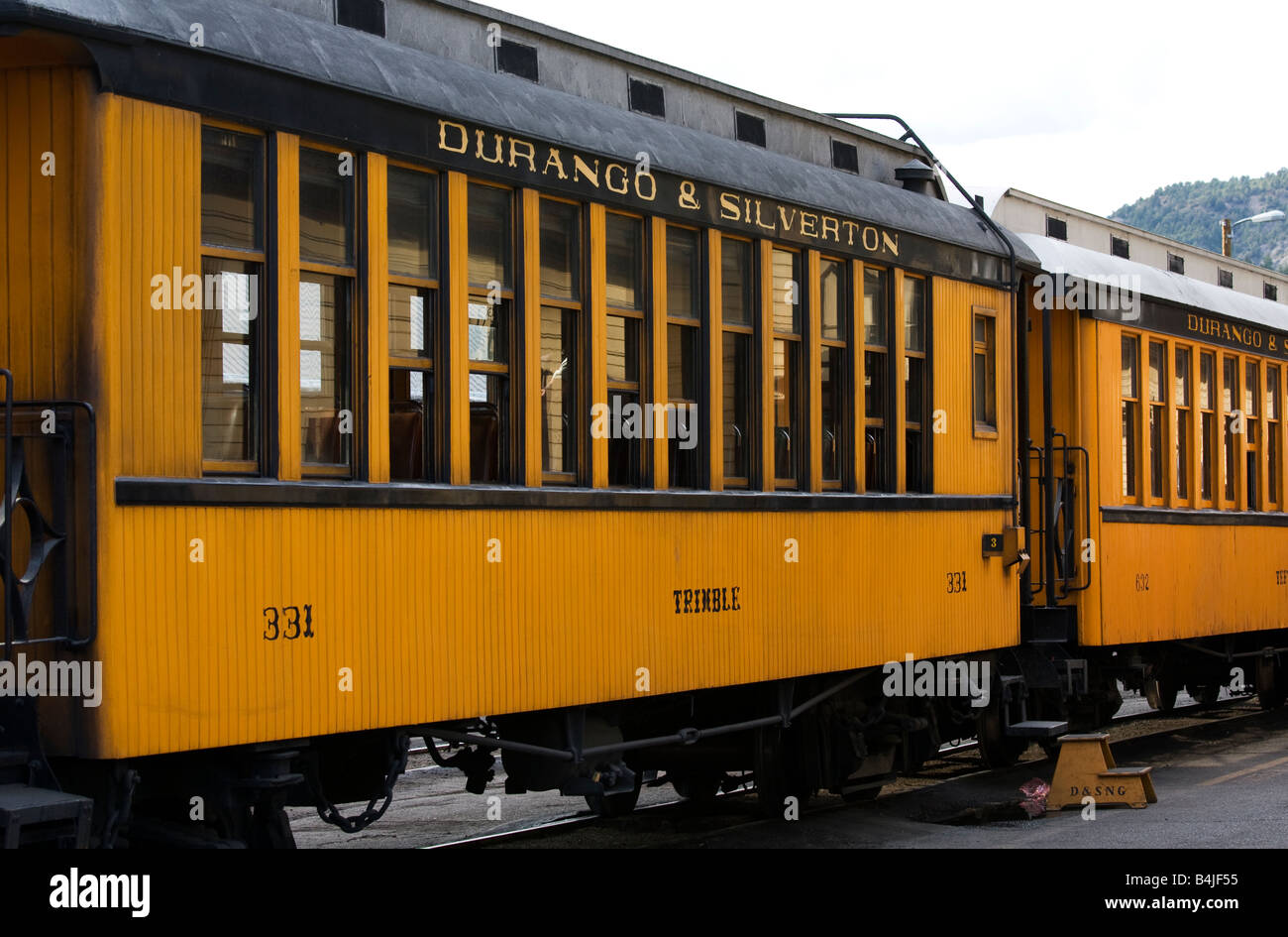 Autos von Durango und Silverton Narrow Gauge Railroad sitzen in der Schiene Hof in Durango, Colorado. Stockfoto