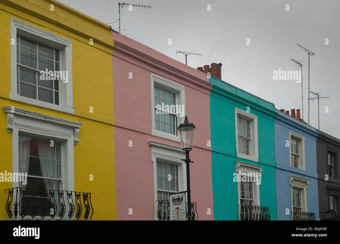 Bunten Häuser in Porobello Markt Nottinghill London UK Stockfoto