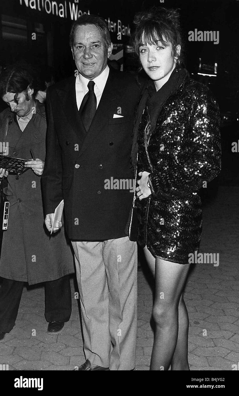 Denholm Elliott Actor mit seiner Tochter Jennifer April 1983 Dbase Stockfoto