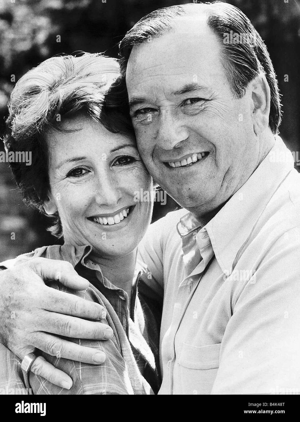 Jack DouglasKomiker und Schauspieler mit seiner Frau Su Douglas Juli