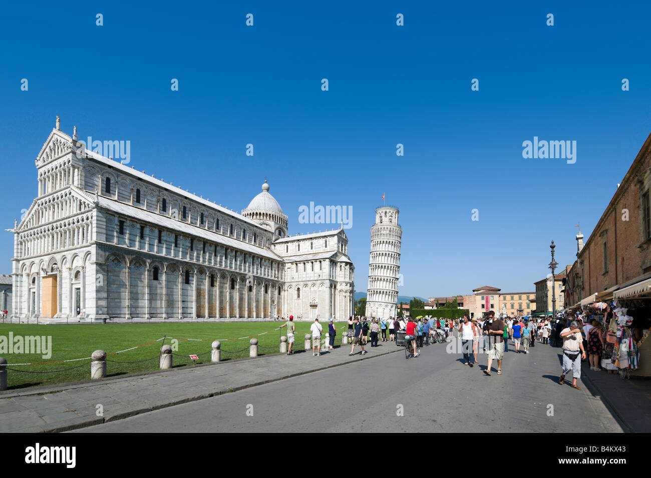 Der Duomo und der schiefe Turm, Campo dei Miracoli, Pisa, Toskana, Italien Stockfoto