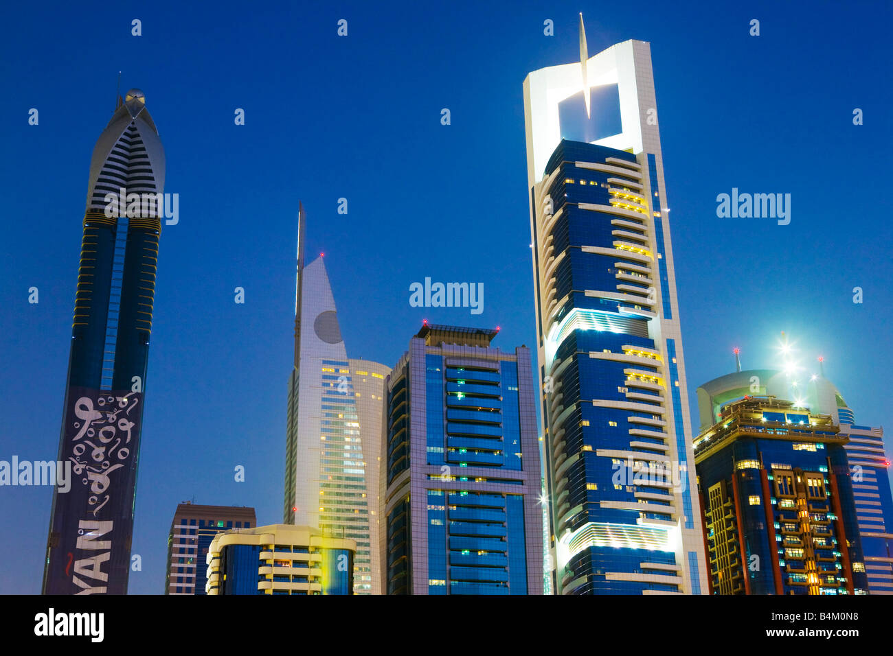 Vereinigte Arabische Emirate, Dubai, Sheikh Zayed Road. Skyline. Stockfoto