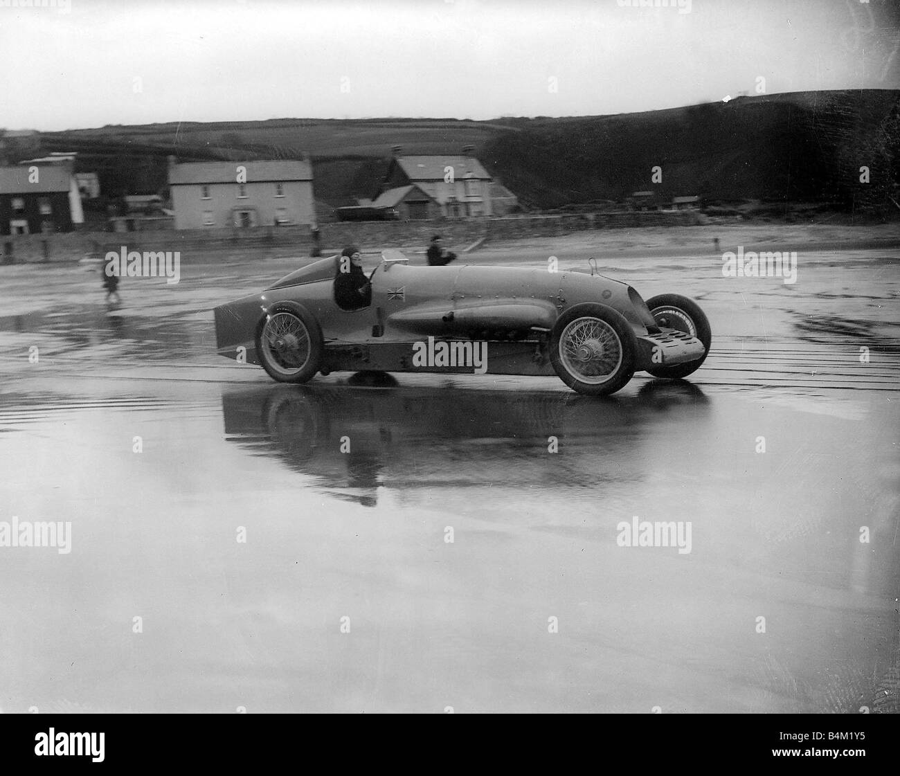 Captain Malcolm Campbell s Racing Car Bluebird Jan 1927 im Pendire Sands Stockfoto