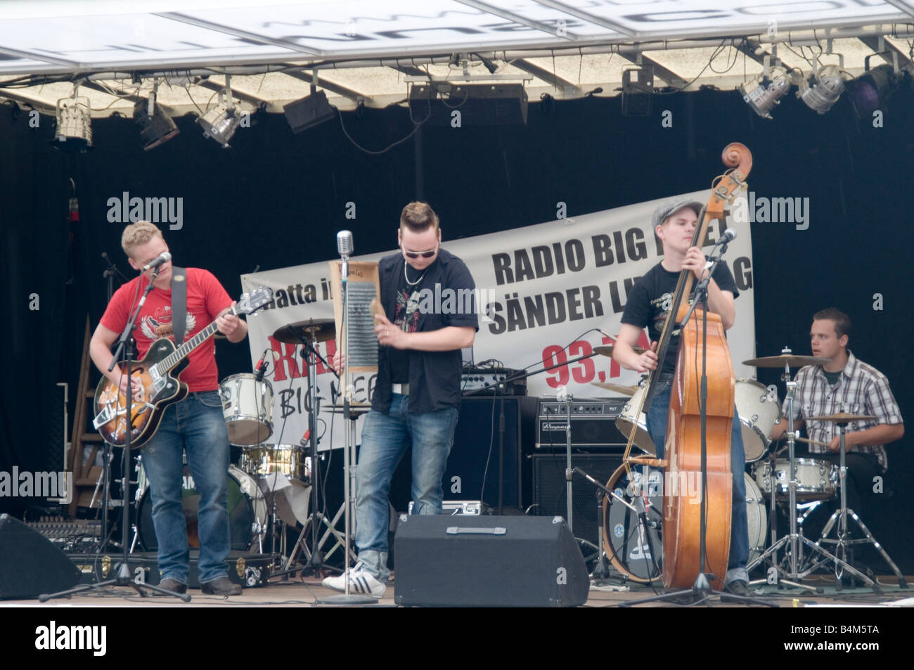 Skiffle Band Musik Rock'n'Roll Kontrabass waschen Board frühen alte Mode Stockfoto
