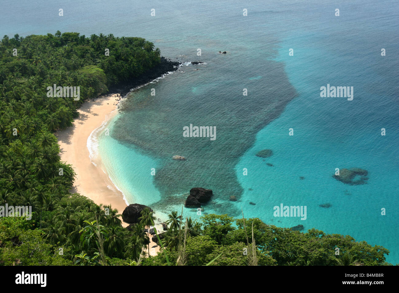 Banana Beach Principe, die kleinste Insel der Demokratischen Republik von São  Tomé und Príncipe Stockfotografie - Alamy