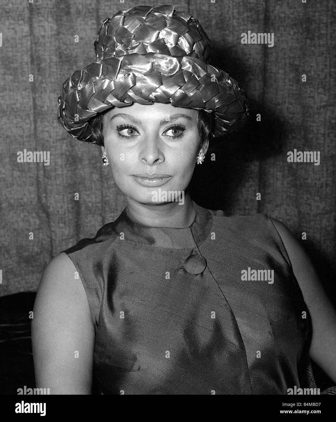 Actress sophia loren in london -Fotos und -Bildmaterial in hoher ...