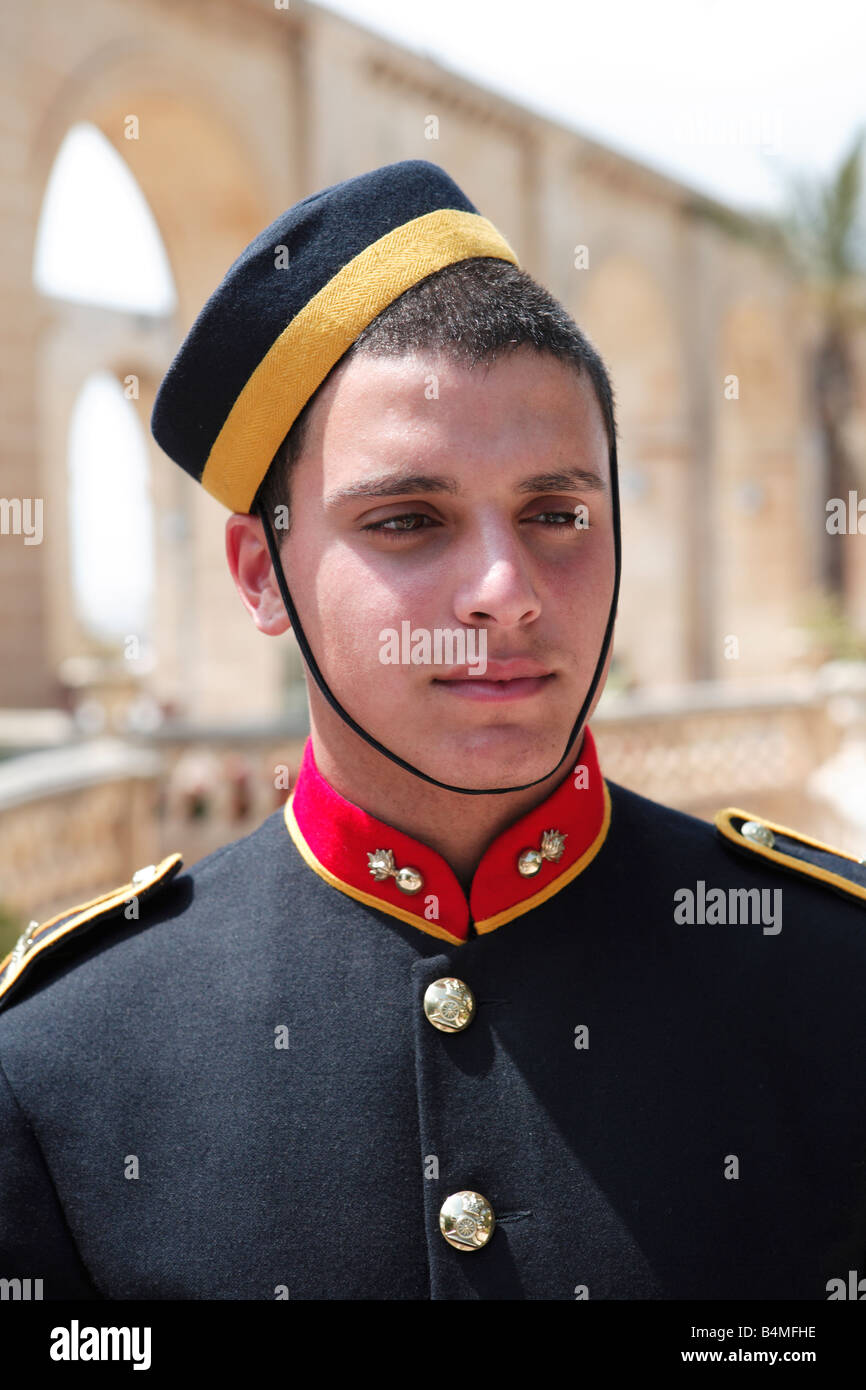 Soldat in der Malta königlichen Mörtel Artillerie, Upper Barrakka Gardens, Valletta, Malta Stockfoto