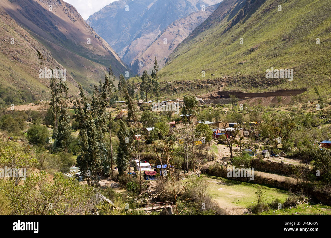 Blick auf das Mittagessen stop CP am ersten Tag des viertägigen Inka-Trail durch die peruanischen Anden Stockfoto