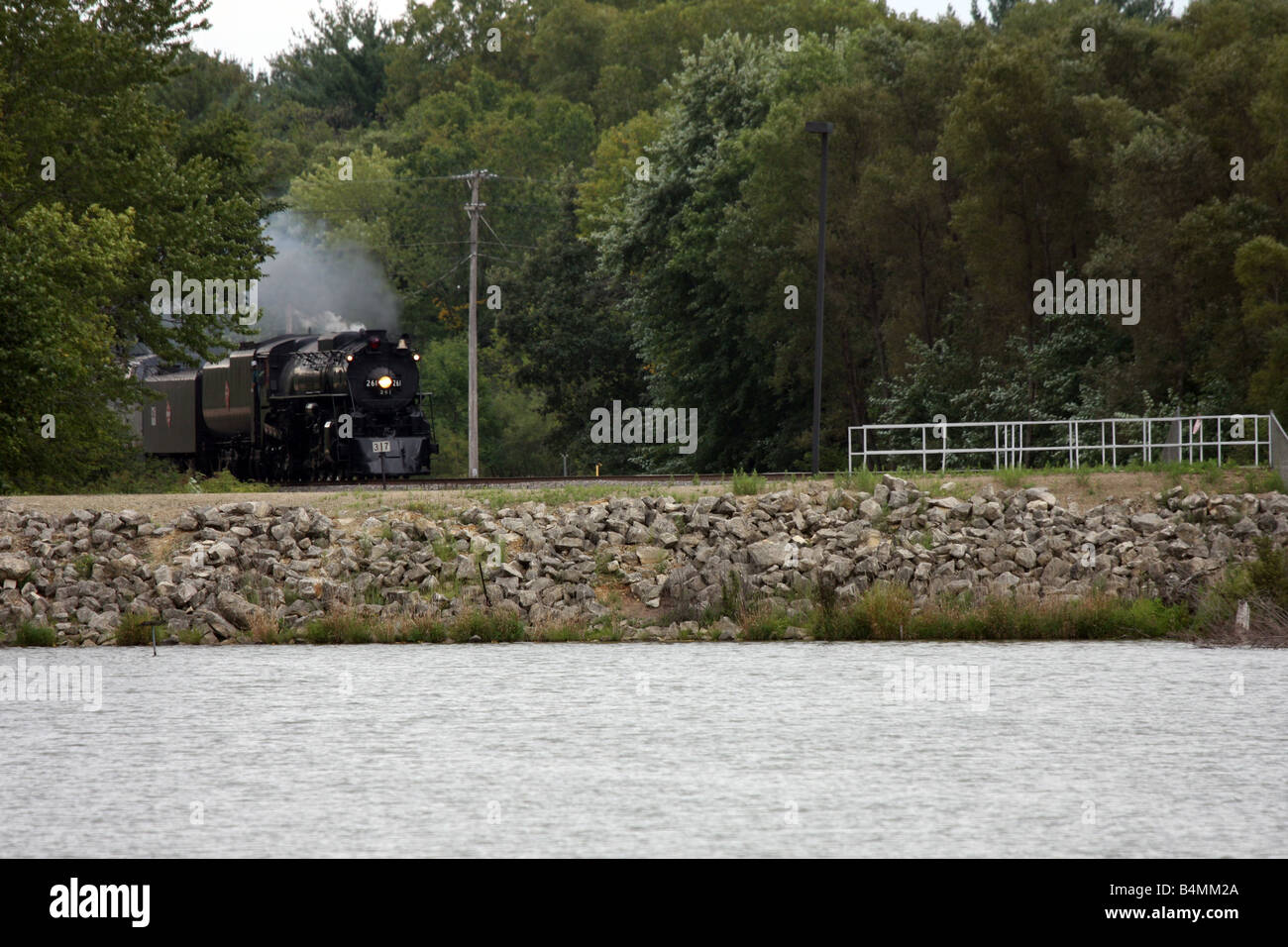 Die Milwaukee Road Dampf Zug 261 Beschleunigung der Strecke in Richtung Minneapolis Minnesota USA Stockfoto