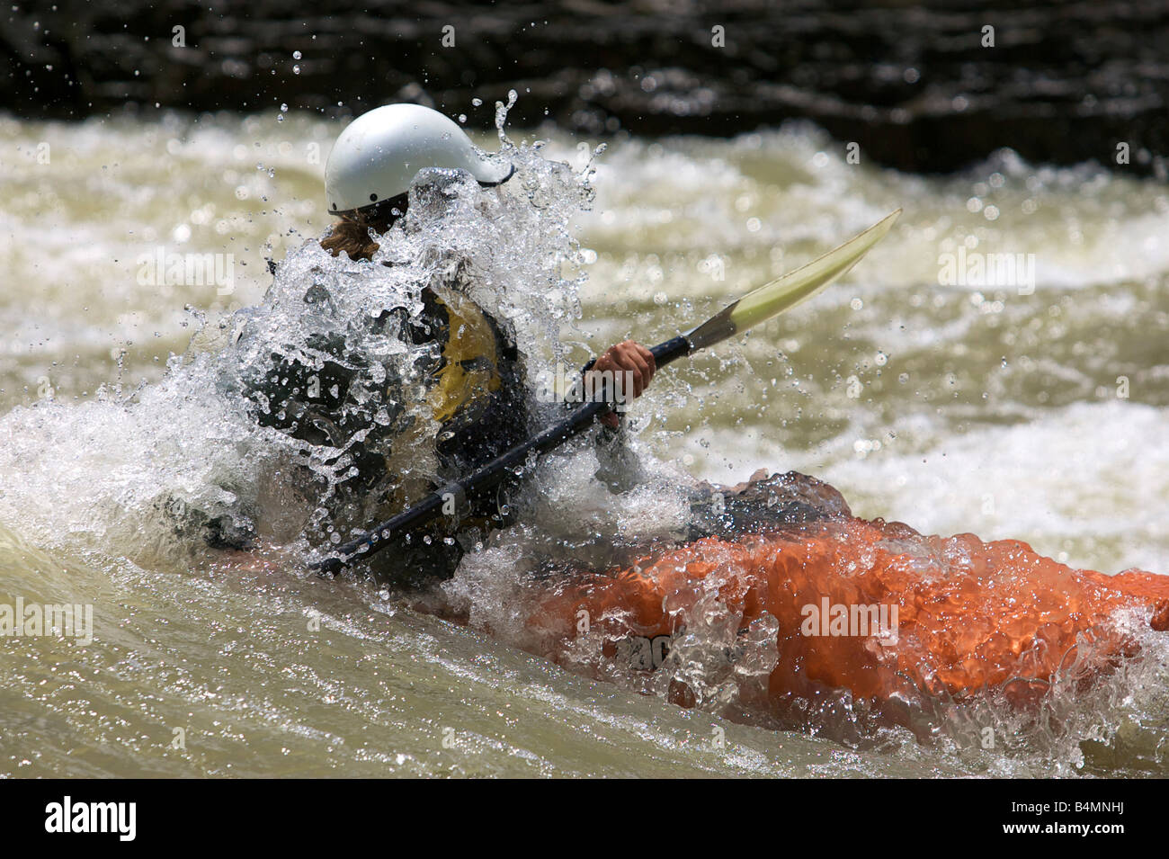 Surfen am Lunch Counter am Snake River in der Nähe von Jackson WY Stockfoto