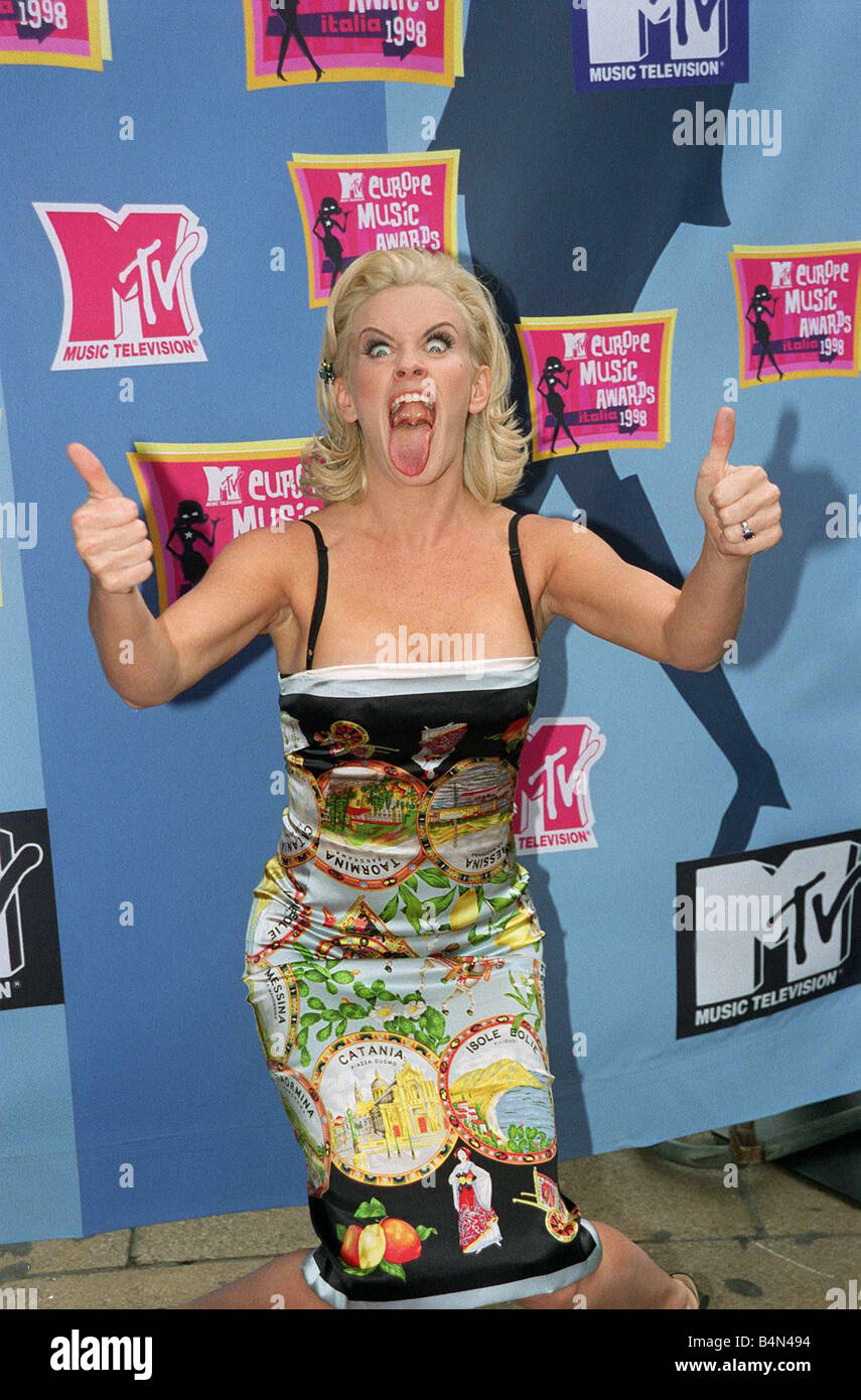 TV-Moderatorin Jenny McCarthy Modell waren Oktober 1998 bei den MTV Europe Music Awards 1998, dass sie die Show präsentieren Stockfoto TV-Moderatorin Jenny McCarthy Modell waren Oktober 1998 bei den MTV Europe Music Awards 1998, dass sie die Show präsentieren Stockfoto