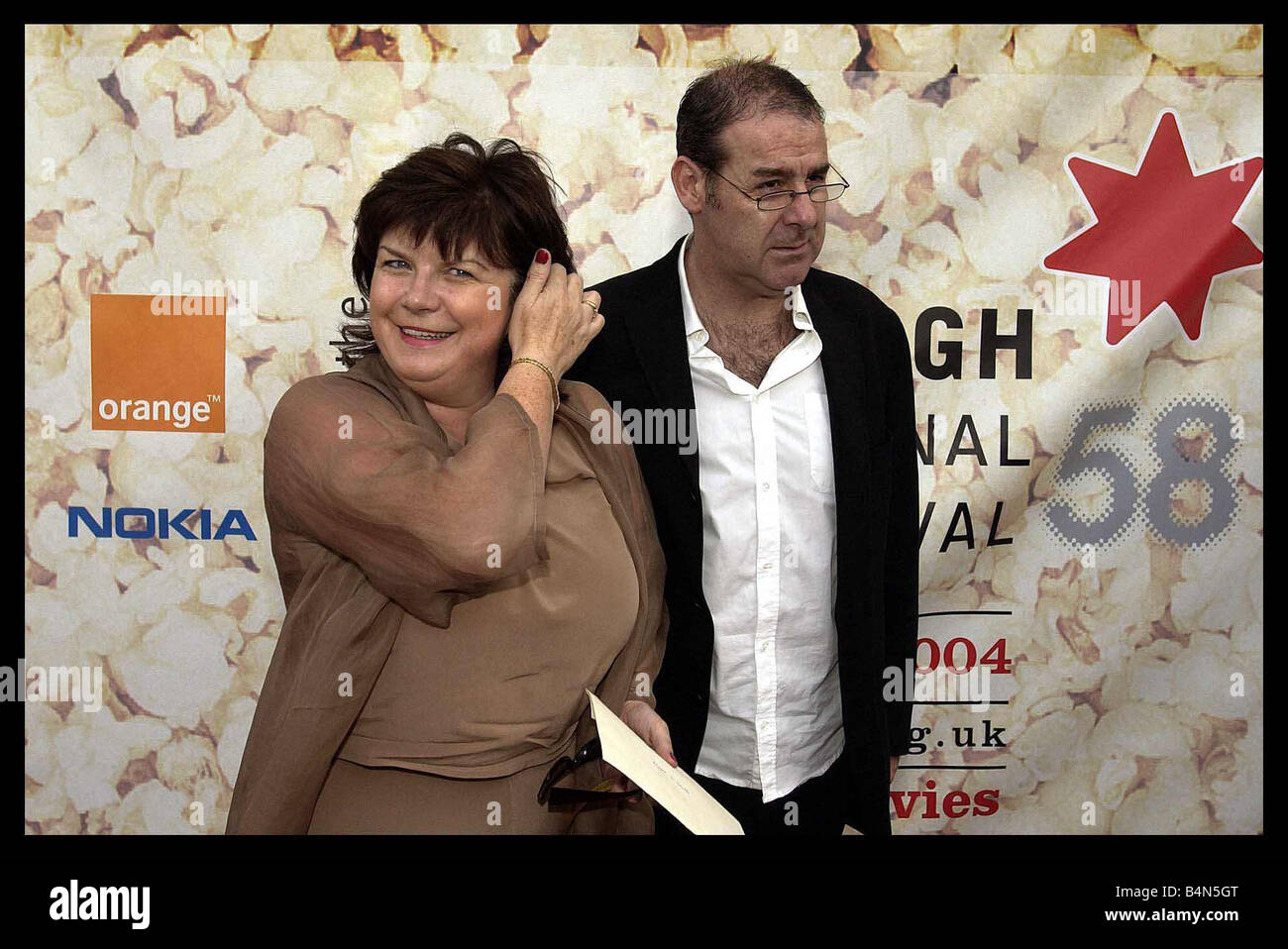 Komikerin und Schauspielerin Elaine C Smith und Komiker Andy Gray beim Edinburgh Film Festival August 2004 Stockfoto