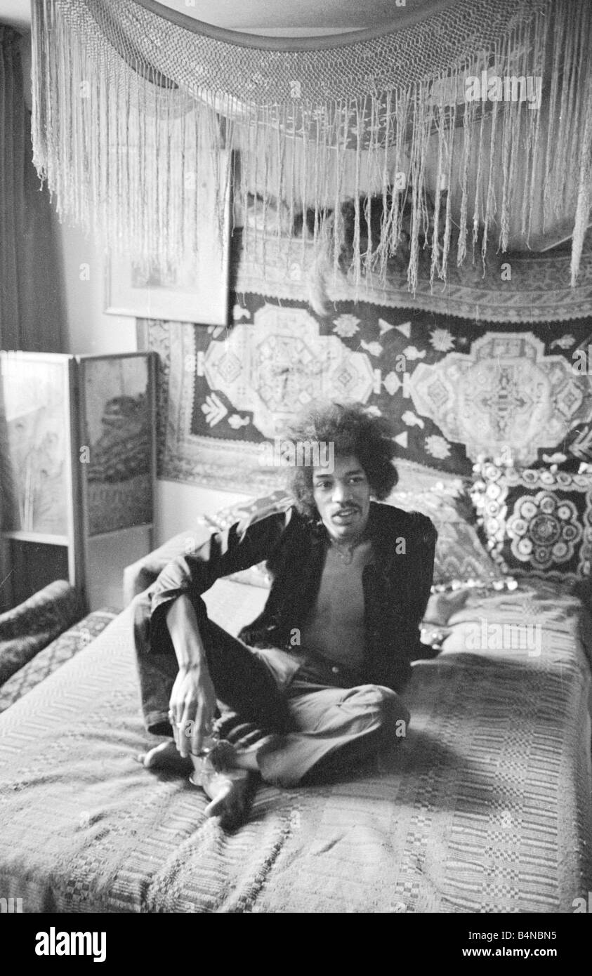 Musiker Jimi Hendrix in London Januar 1969 in seinem Mayfair flach war einst die Residenz von Händel Stockfoto
