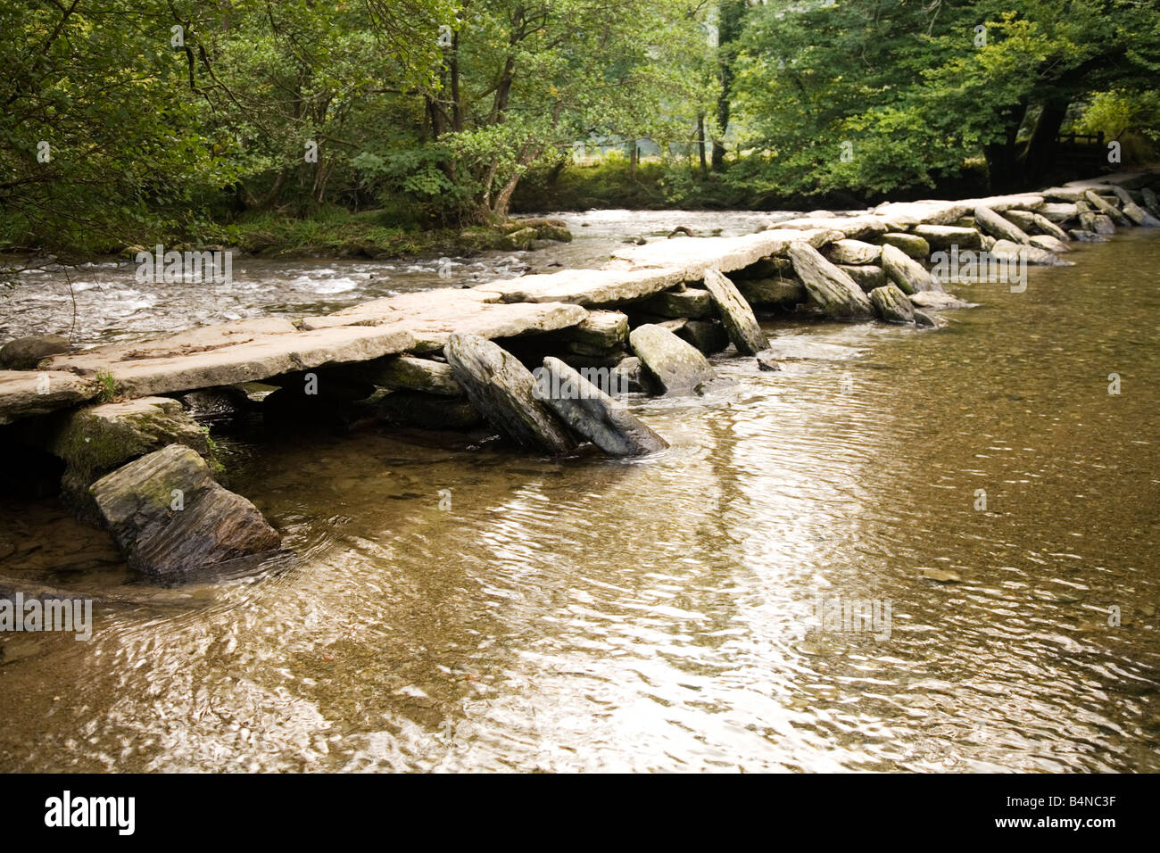 Tarr Steps Pack Pferd Brücke in der Nähe von Dulverton Exmoor National Park North Devon Stockfoto