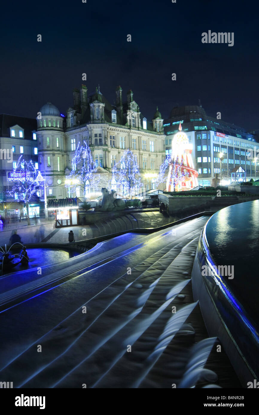 Weihnachtsschmuck in Victoria Square Birmingham England UK Stockfoto